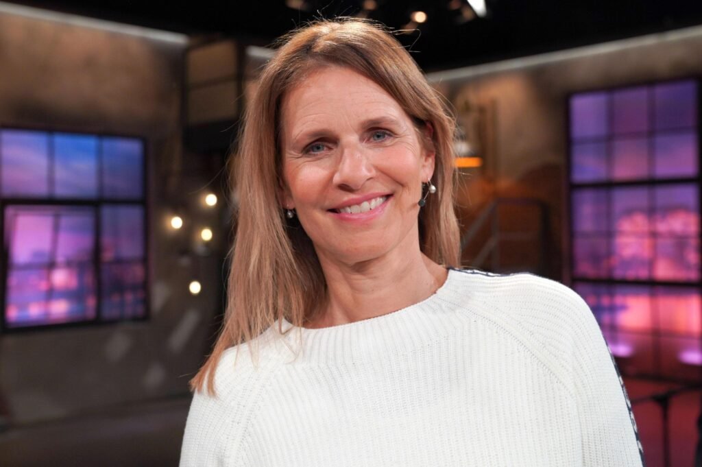 Katrin Müller-Hohenstein Brustkrebs? Faktencheck zu Krankheit, Gerüchten, Familie und ZDF-Karriere 2026 katrin müller-hohenstein brustkrebs